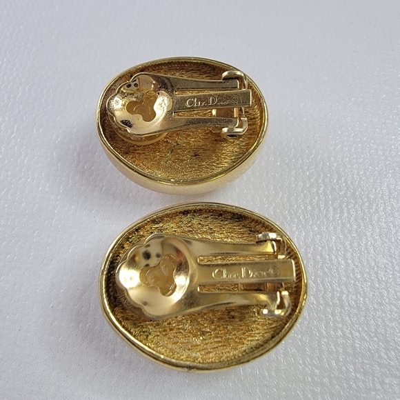 CHRISTIAN DIOR Pearl Rhinestone Pendant Necklace & DIOR Pearl Earrings - Picture 10 of 12